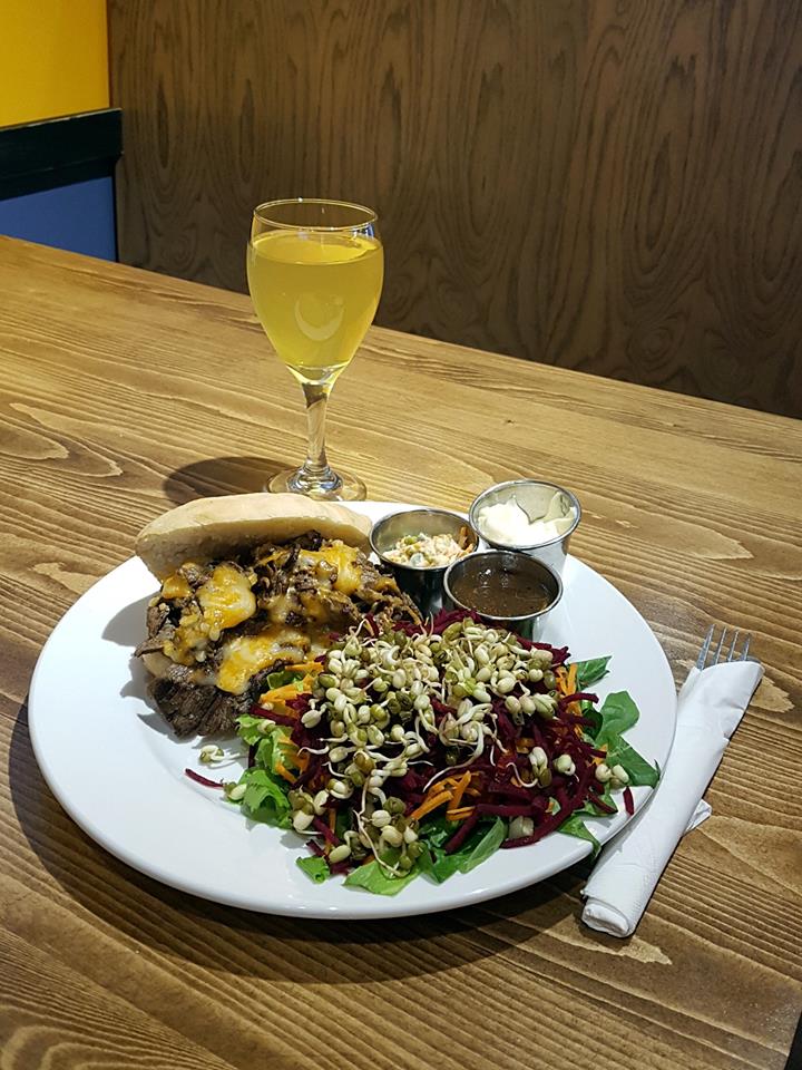 22366735_1538771522868256_7792813669457638031_n